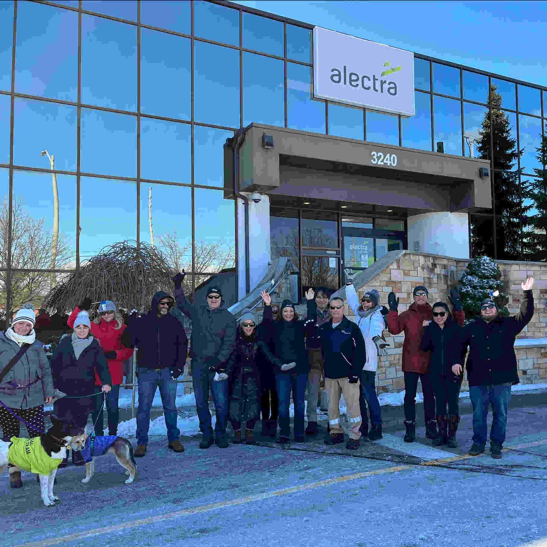 Alectra employees in the Coldest Night of the Year Walk